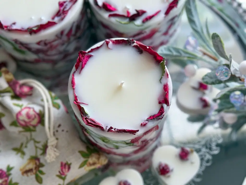 vela rosas.webp