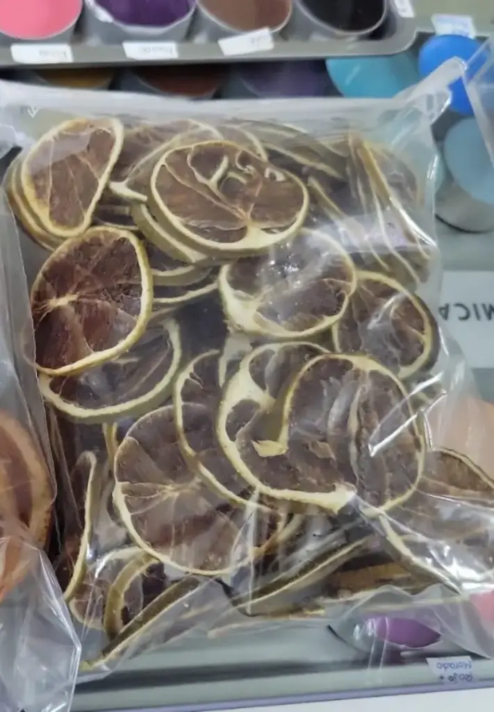 Limón en rodajas deshidratada 100gr